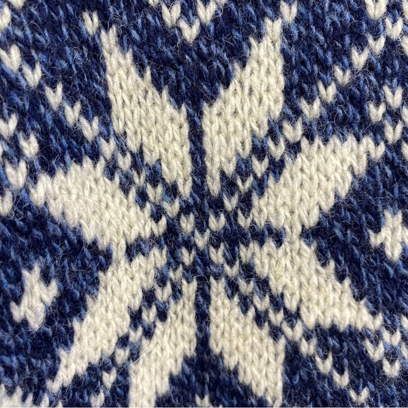 Vintage wool blend snowflake sweater XL mens unisex too skiing warm Tidewater - Picture 8 of 8